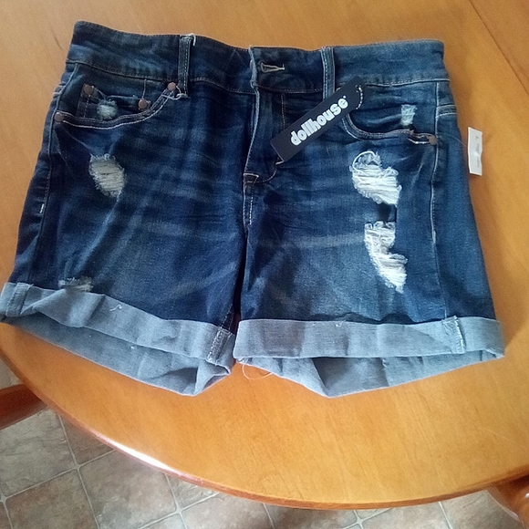 NWT Supercute Dollhouse Shorts - Picture 3 of 5